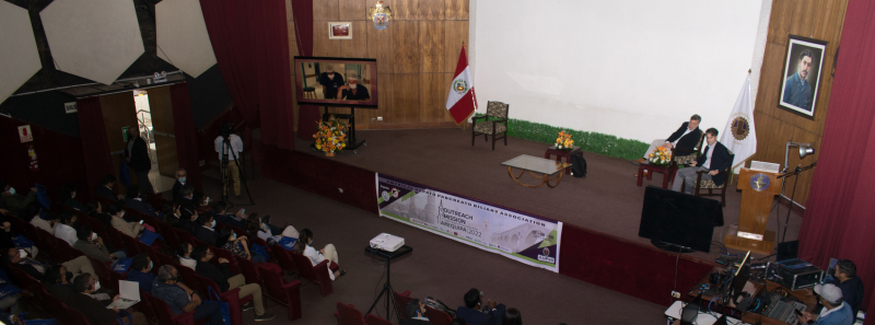 cerro-verde-apoya-evento-en-el-que-reconocidos-cirujanos-a-nivel-mundial-realizan-intervenciones-quirurgicas-de-alta-complejidad-210